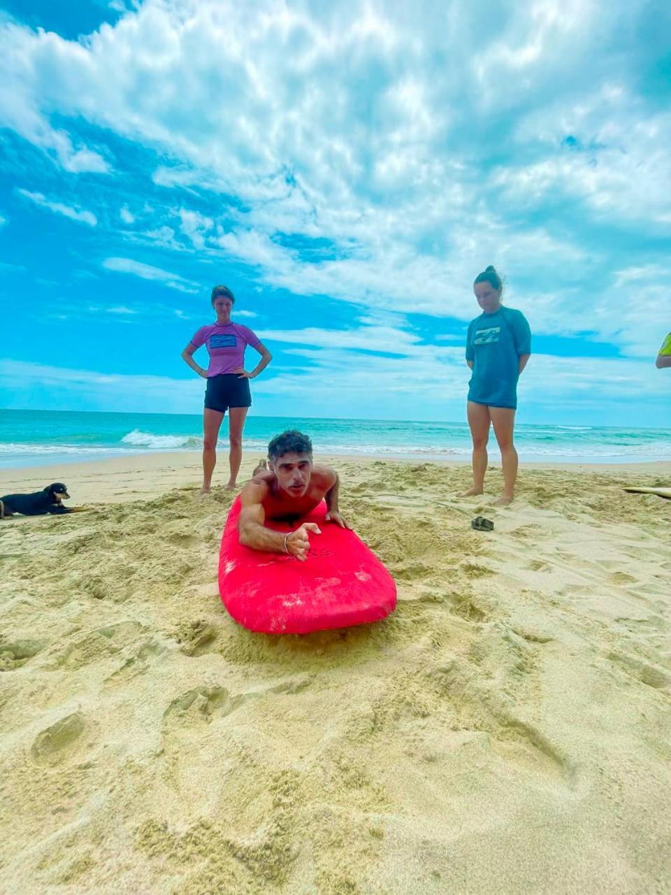 Gaia Ocean Surf Yoga Hostel Ahangama Ngoại thất bức ảnh